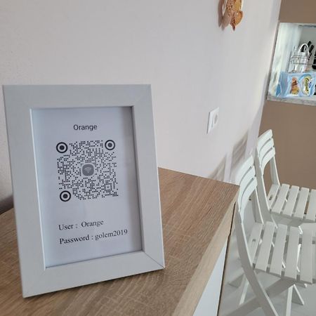 Orange Apartment Golem  Ngoại thất bức ảnh