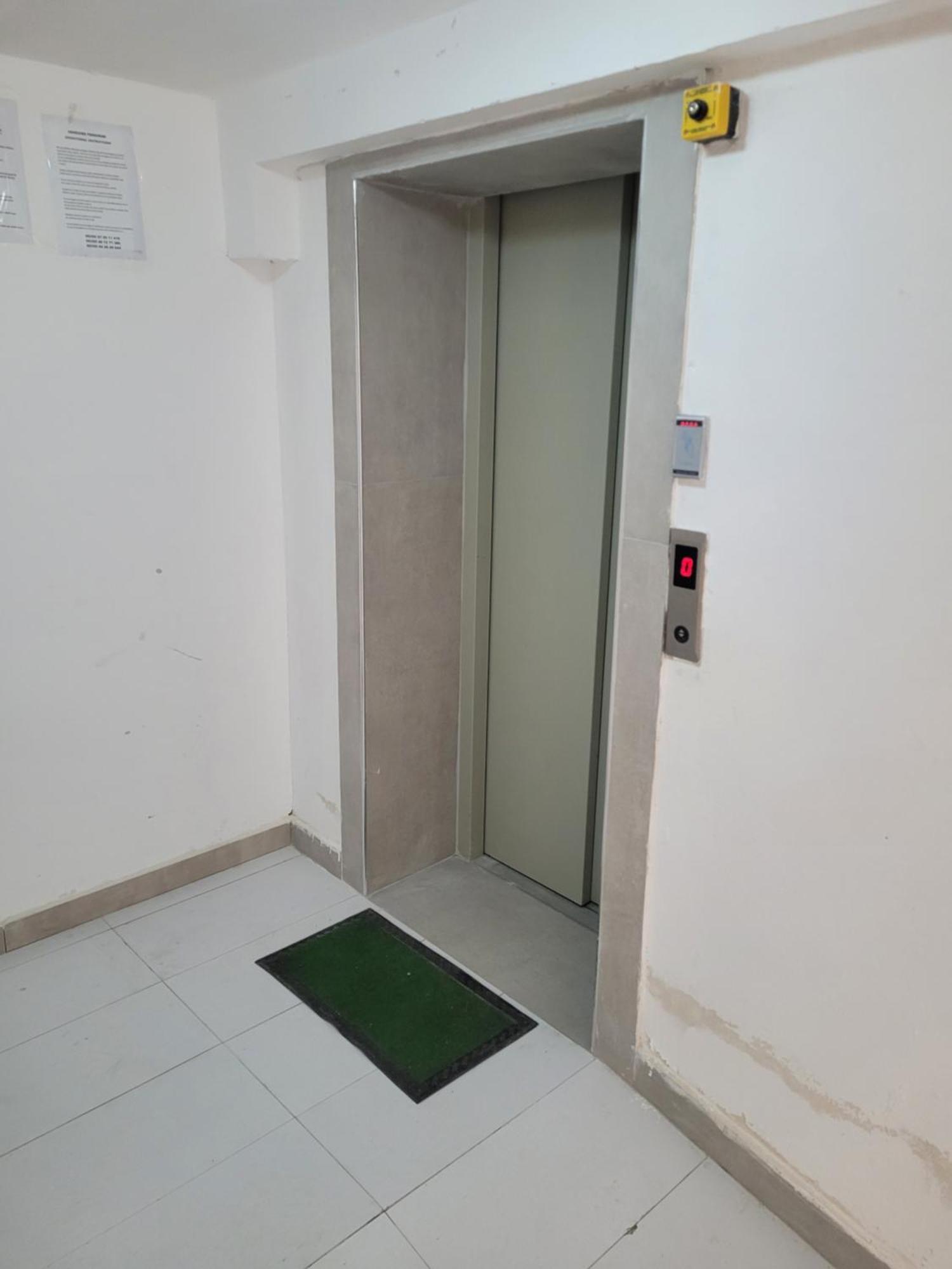 Orange Apartment Golem  Ngoại thất bức ảnh